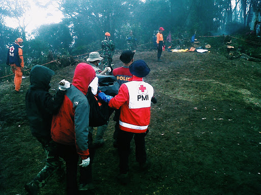 Jiwa-jiwa yang Bersemayam di Gunung Salak